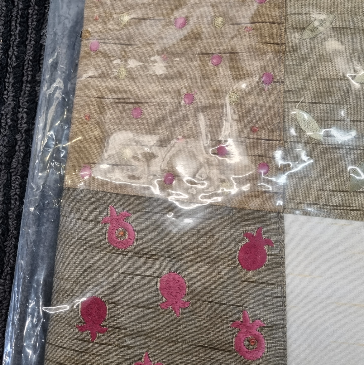 Matza cover - Pomegranate design