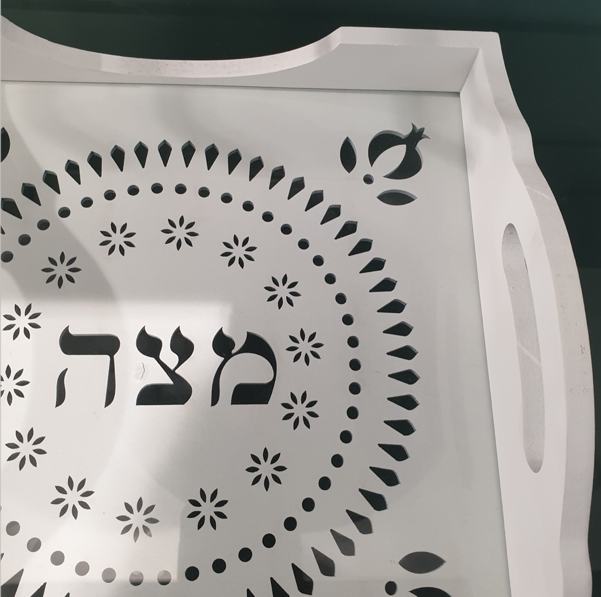 Wooden Matza tray - White