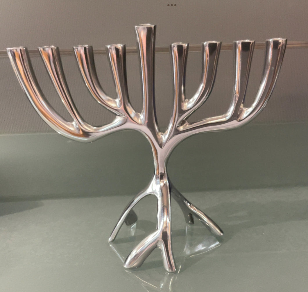 Menorah    By Emanuel