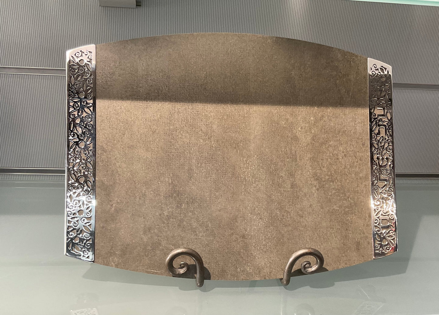 Challah board by Emanuel