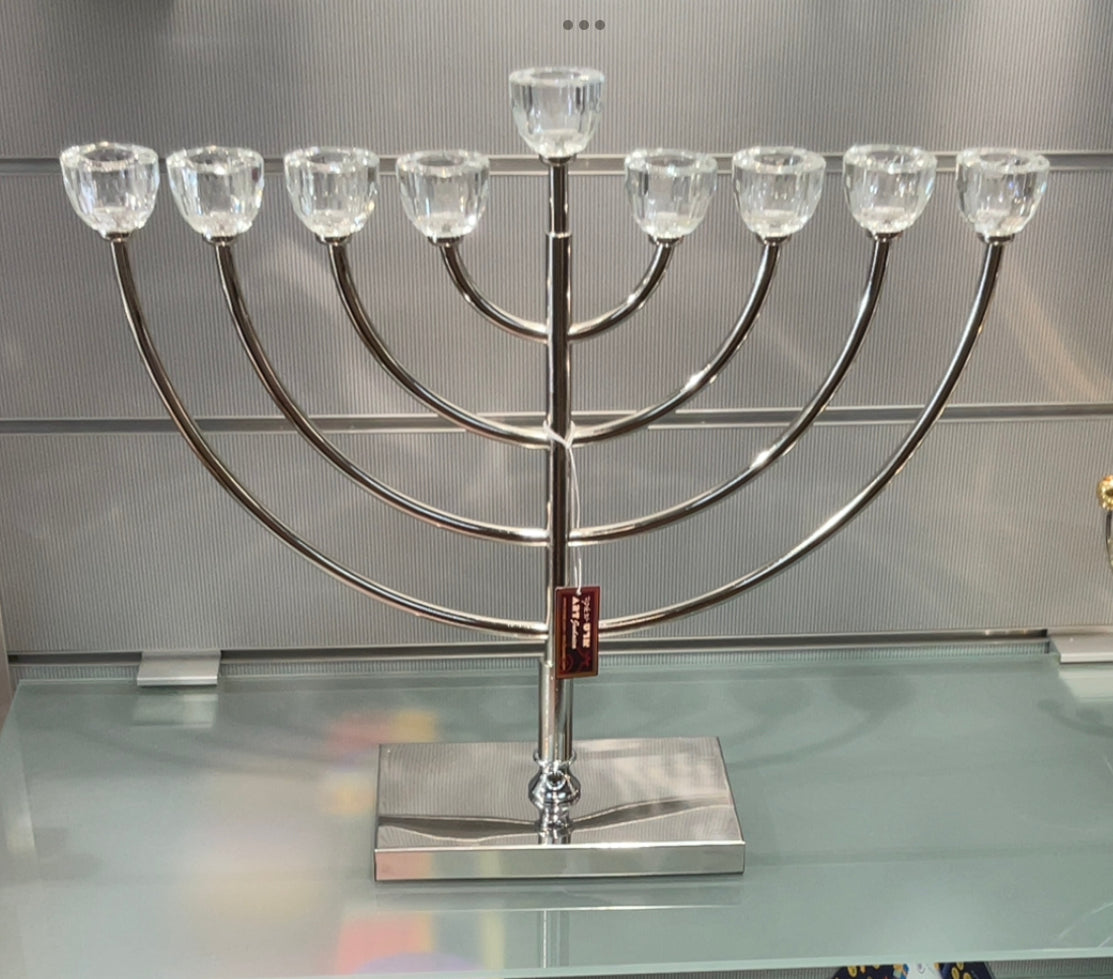 ART menorah