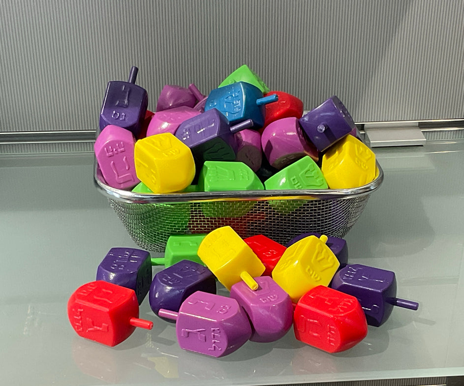 Large plastic dreidels