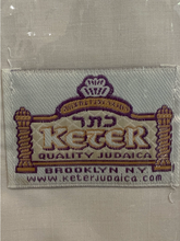 Load image into Gallery viewer, KETER Challah Cover Shabbat and Yom Tov - Design 8
