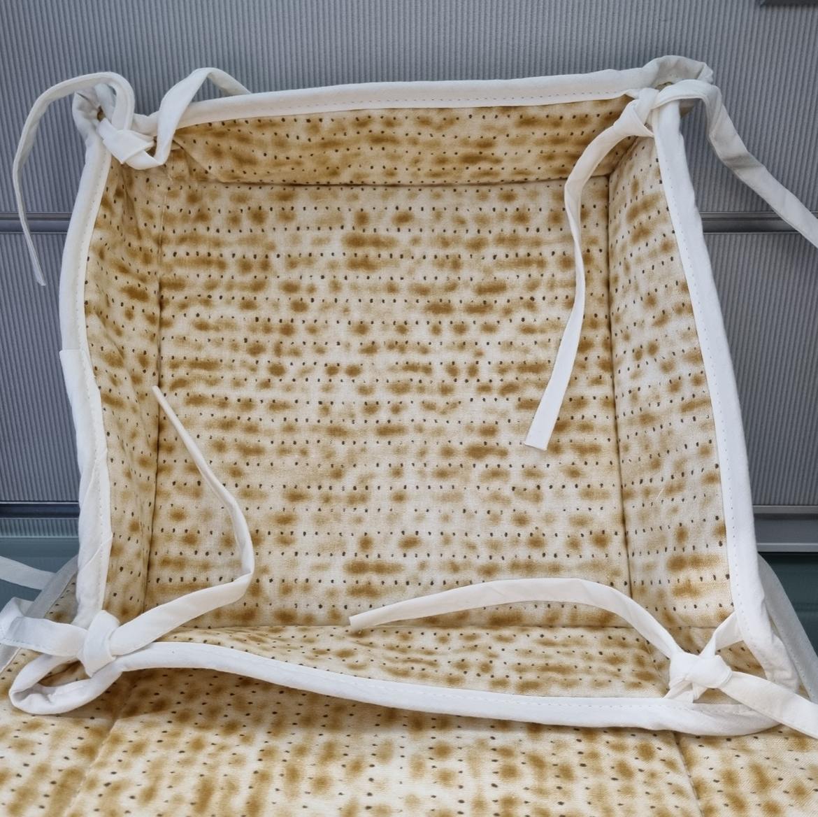 Soft Matzah Tray