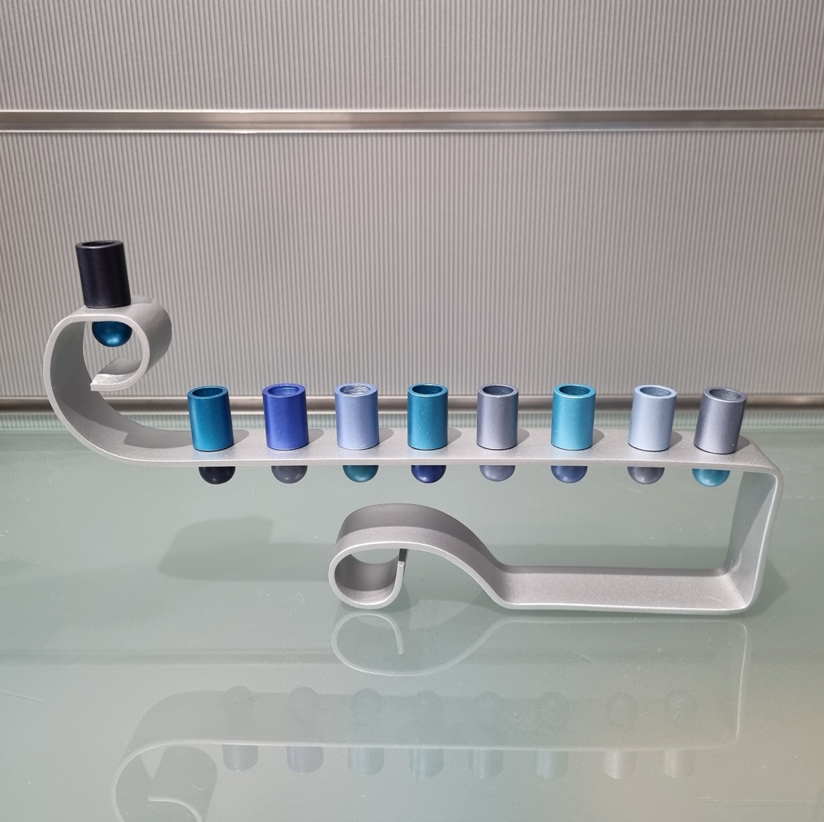 Chanukah Menorah - Curl